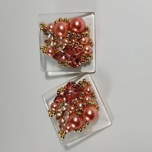 Vintage 60s vibes earrings